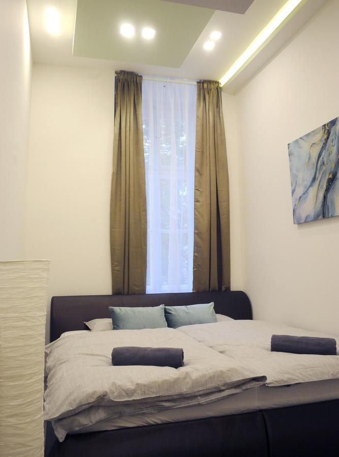 Opera Superior Liszt Ferenc Ter Apartment Budapest Exterior photo